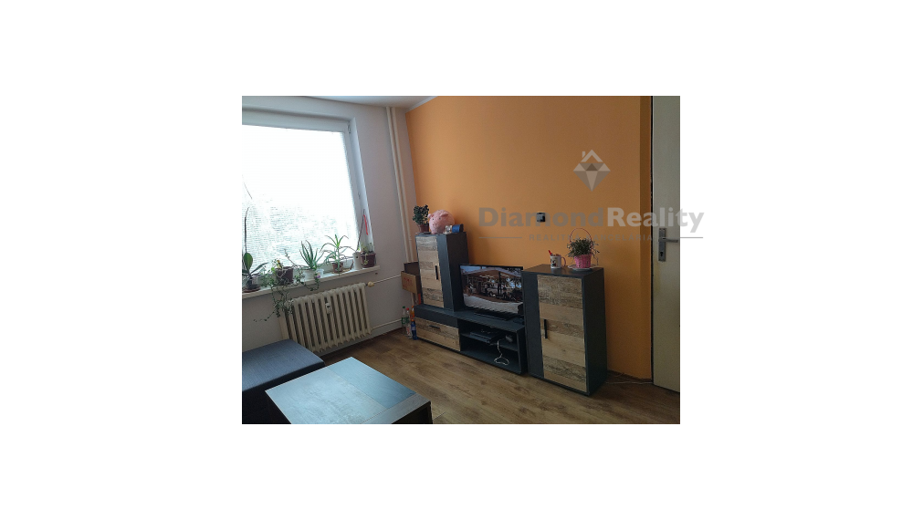 Na prenájom čiastočne zariadený 1 izbový byt, Kubinu, Trnava