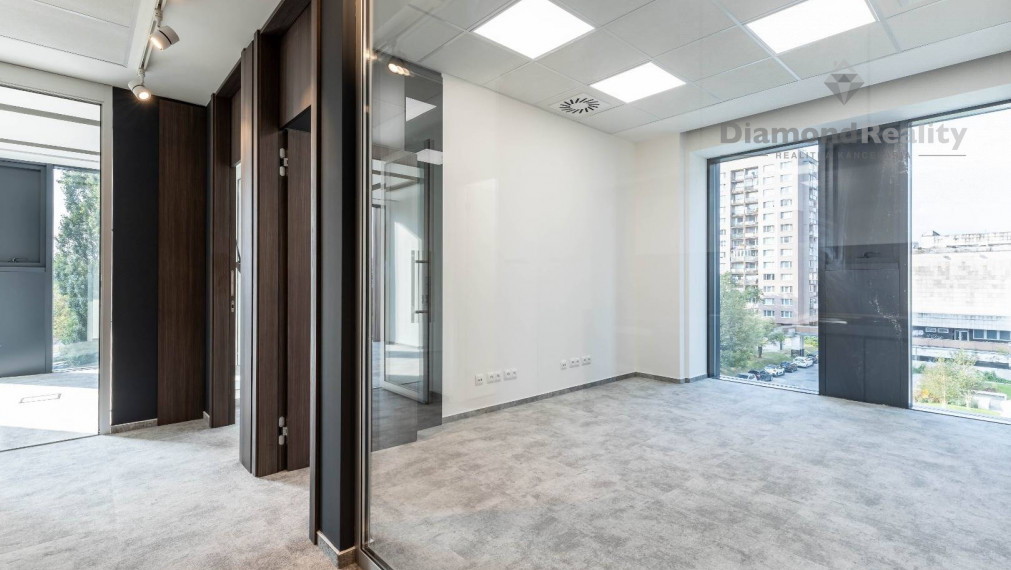 PRENAJATÉ!!! - Prémiové Kancelárske priestory v priamom centre