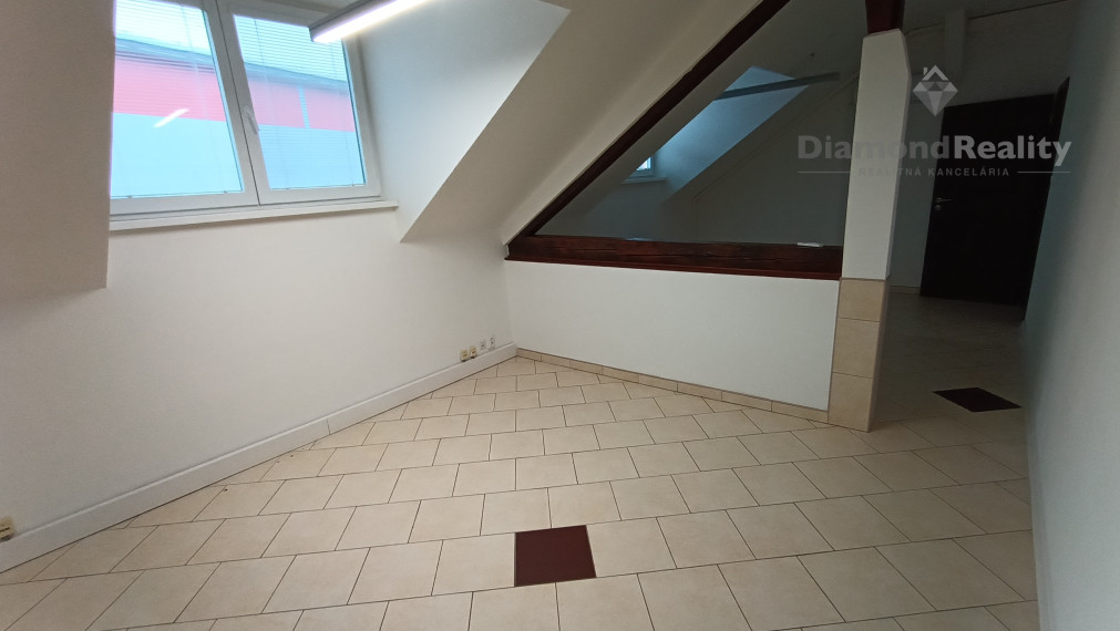 Na prenájom kancelárske priestory Nitra - Čermáň