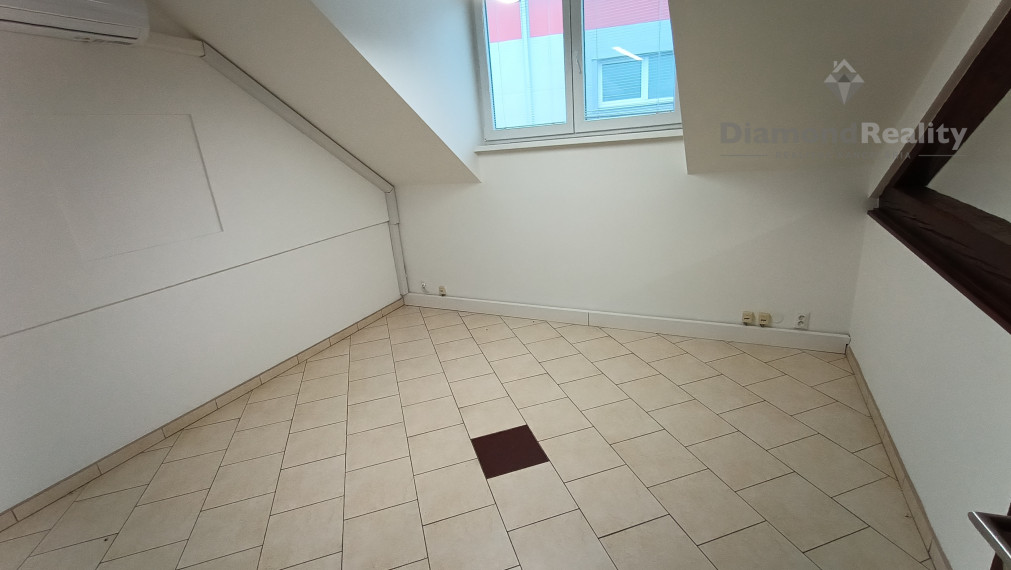 Na prenájom kancelárske priestory Nitra - Čermáň