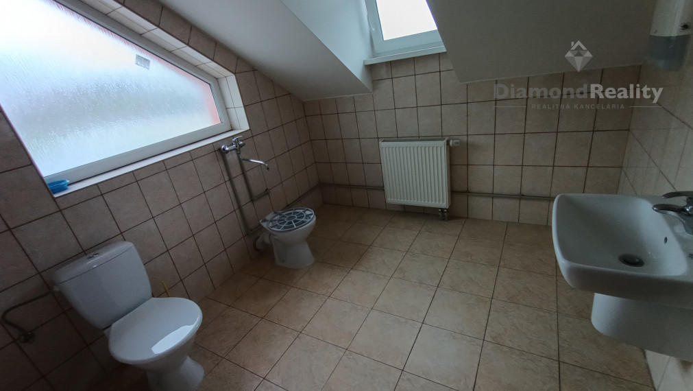 Na prenájom kancelárske priestory Nitra - Čermáň