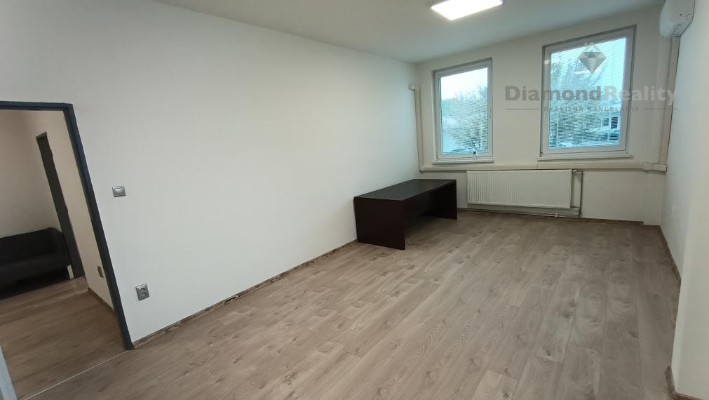 Na prenájom dvojkancelária s kuchyňou Nitra - Chrenová