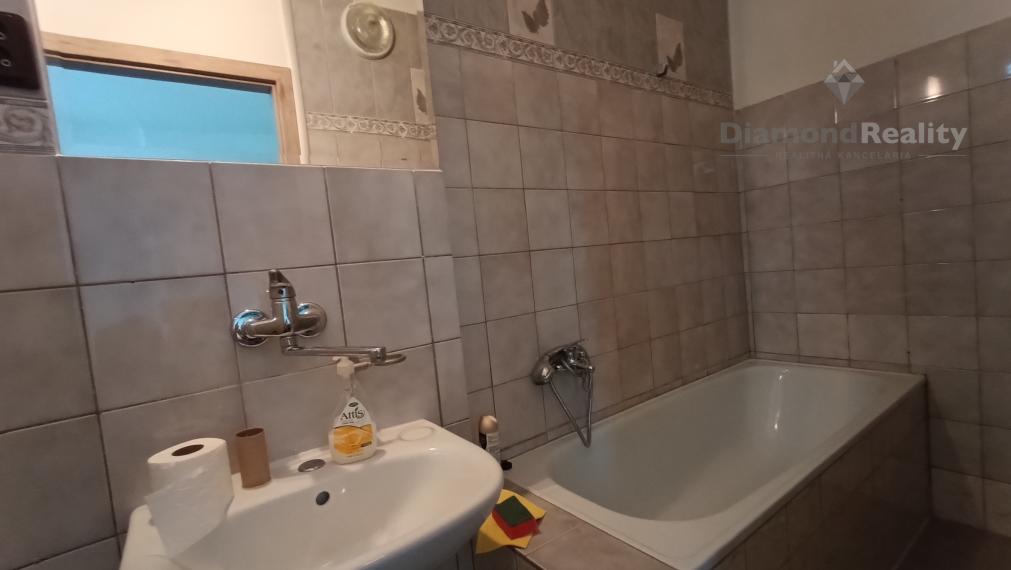 Na prenájom trojkancelária Nitra - Chrenová