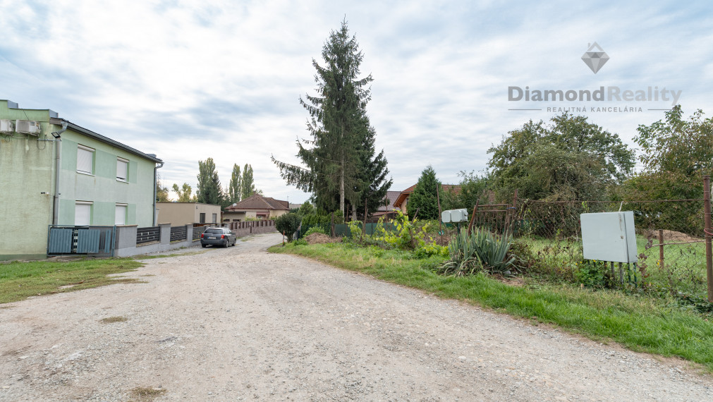 NA PREDAJ 4 IZBOVÁ NOVOSTAVBA S KRÁSNYM POZEMKOM 381m² | OBEC SEŇA | 15 MINÚT OD KOŠÍC