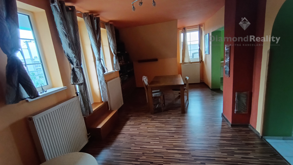 Na predaj rodinný dom pre veľkú rodinu v malebnej obci Výčapy-Opatovce