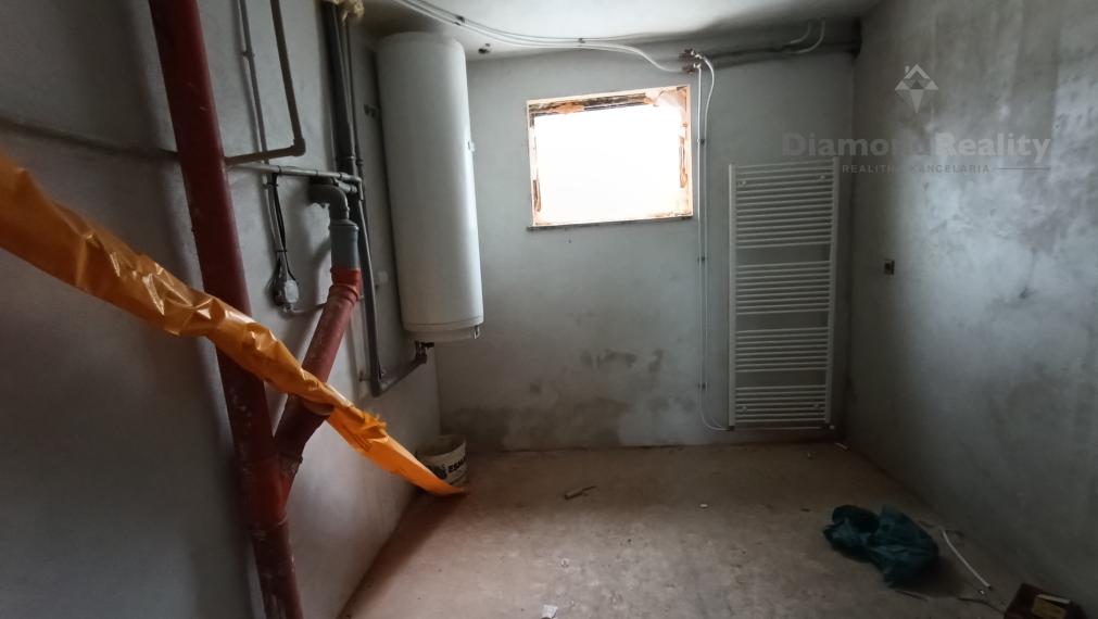 Na prenájom objekt na podnikateľské účely, skladovanie  Cabaj- Čápor