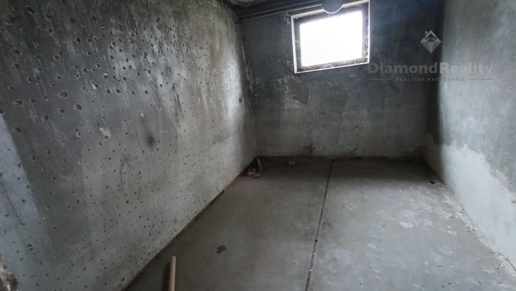 Na prenájom objekt na podnikateľské účely, skladovanie  Cabaj- Čápor