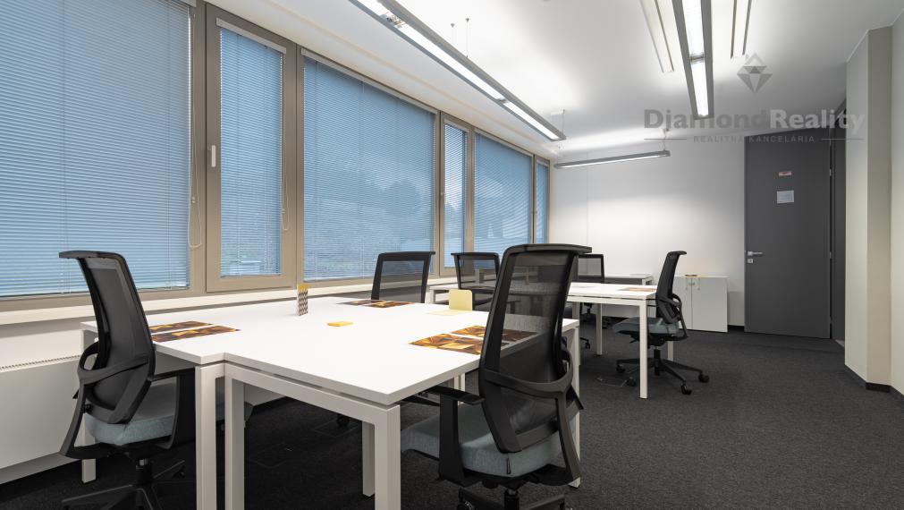 PRÉMIOVÉ kancelárie na mieru  - PRENÁJOM