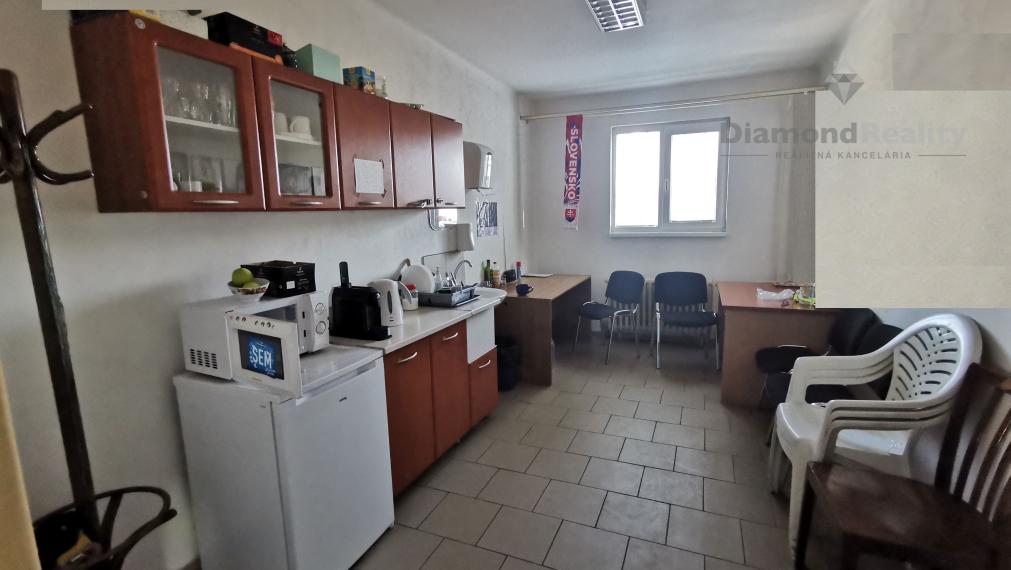 Na prenájom sklad na Strojníckej ul. v Prešove