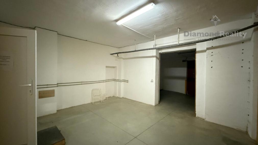 Na prenájom sklad s kanceláriou na Jesennej ul. v Prešove