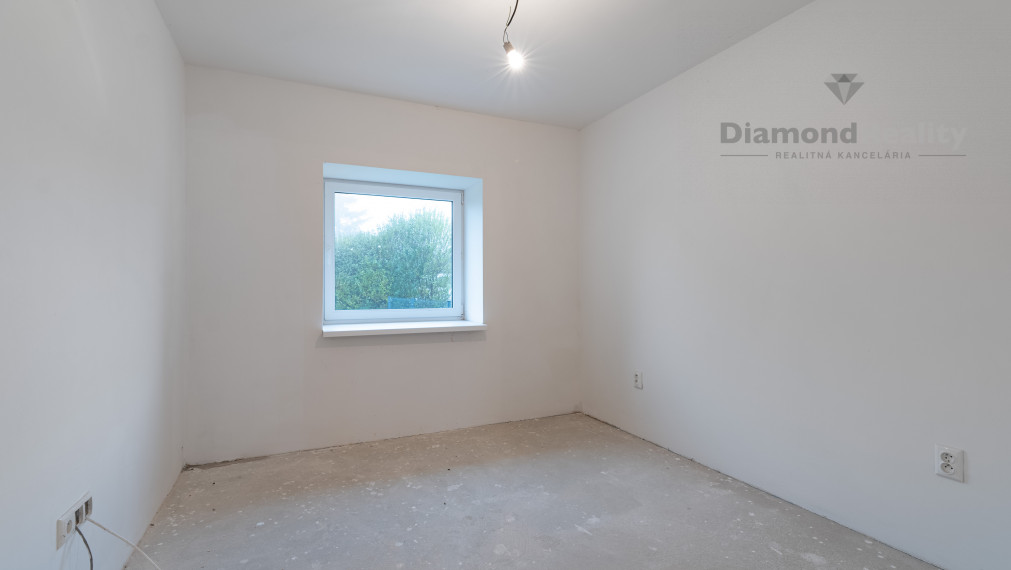 NA PREDAJ JEDNOPODLAŽNÝ 3 IZBOVÝ RODINNÝ DOM SO ZÁHRADOU | KOŠICE -KRÁSNA | NOVOSTAVBA