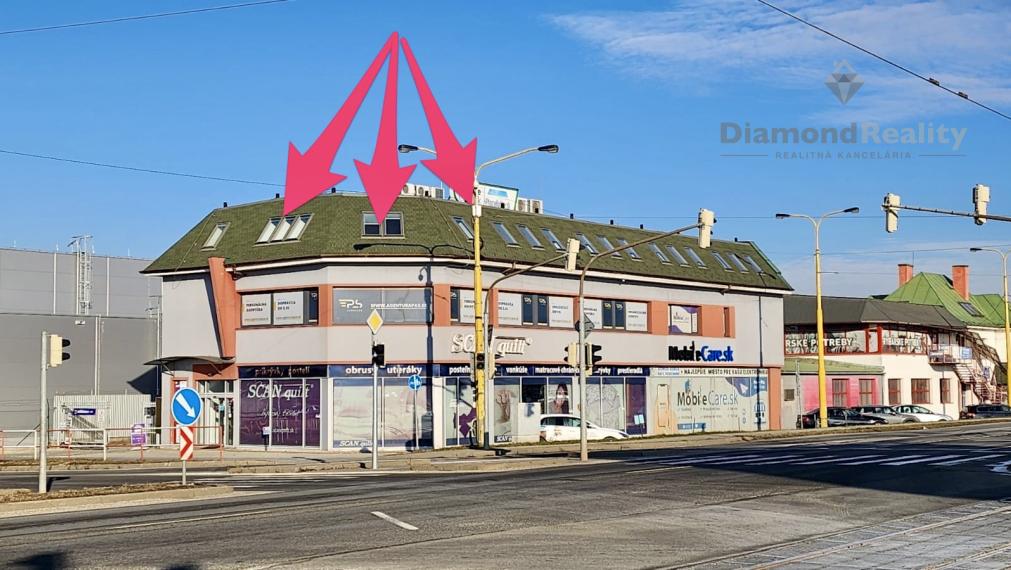 Kancelária pri Hornbachu s EXTRA cenou