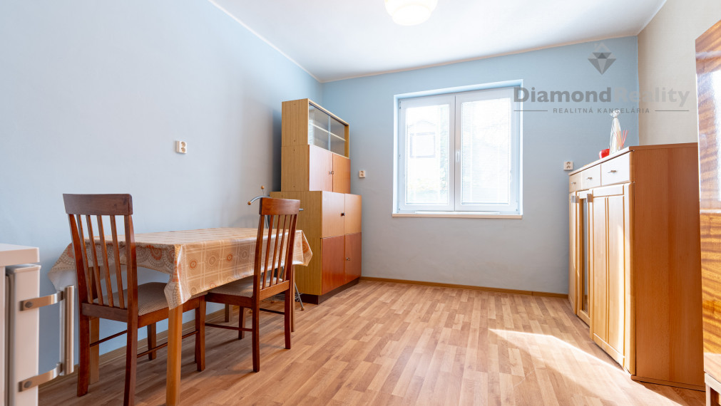 Na predaj rodinný dom v chatovej oblasti s výborným prístupom v obci Kysak