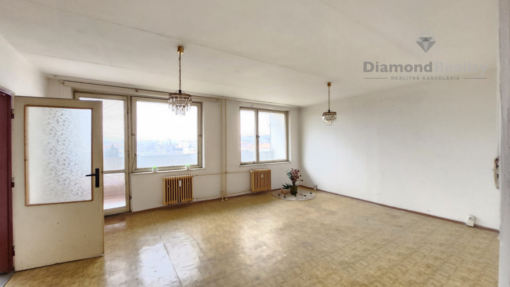 PREDANÉ!!! - Priestranný 4 izový byt - Třebíčska, Humenné