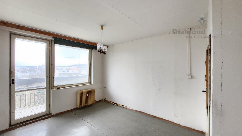 PREDANÉ!!! - Priestranný 4 izový byt - Třebíčska, Humenné