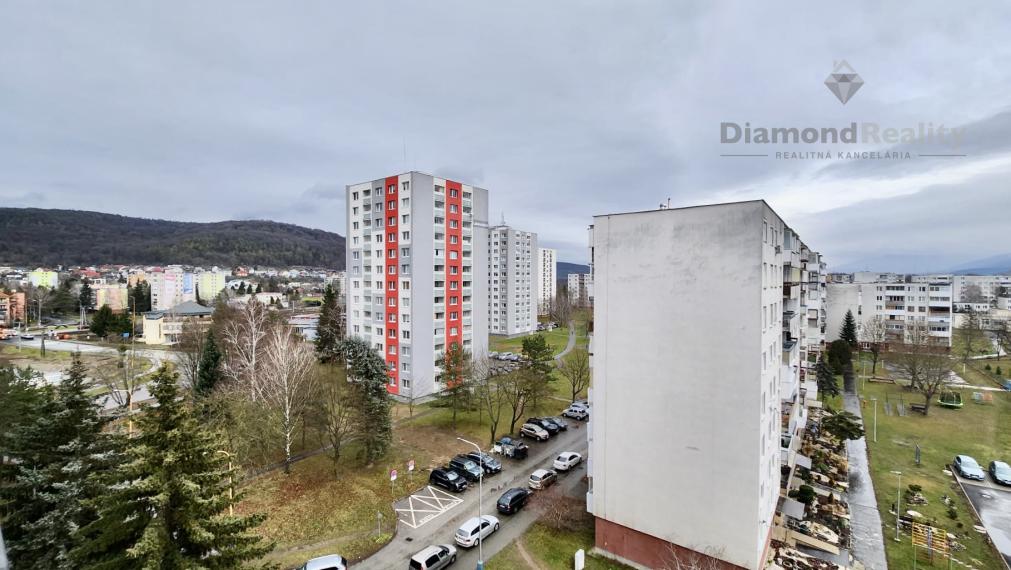 PREDANÉ!!! - Priestranný 4 izový byt - Třebíčska, Humenné