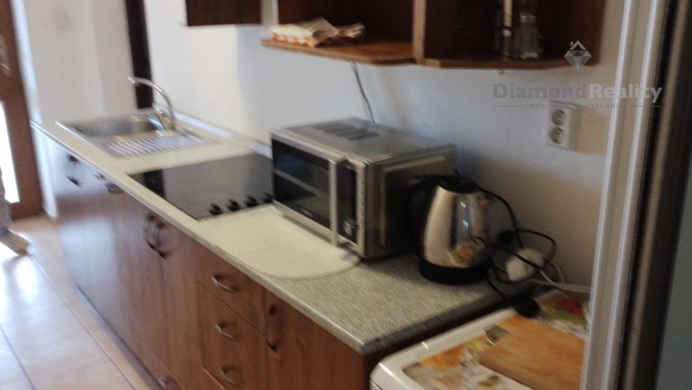 Na prenájom 1 izbový byt Nitra - Zobor s priestrannou terasou