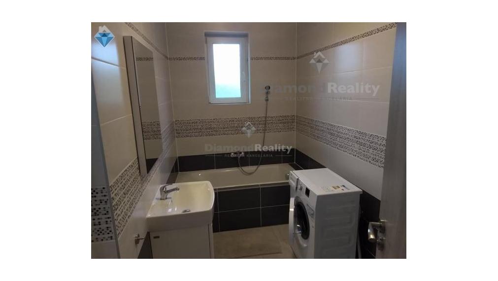 Na prenájom rodinný dom pri Nitre