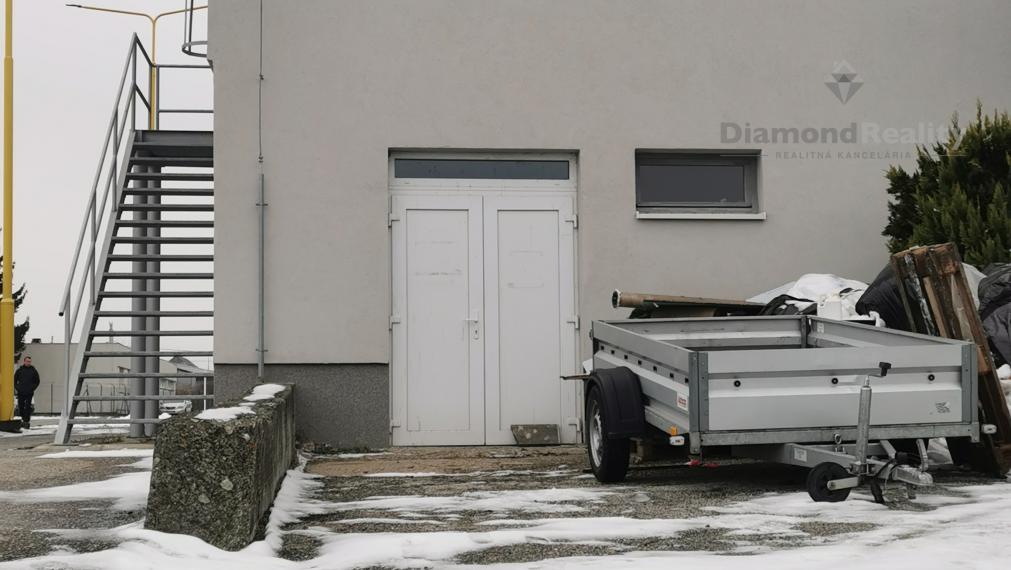 Na prenájom sklad na Strojníckej ul. v Prešove