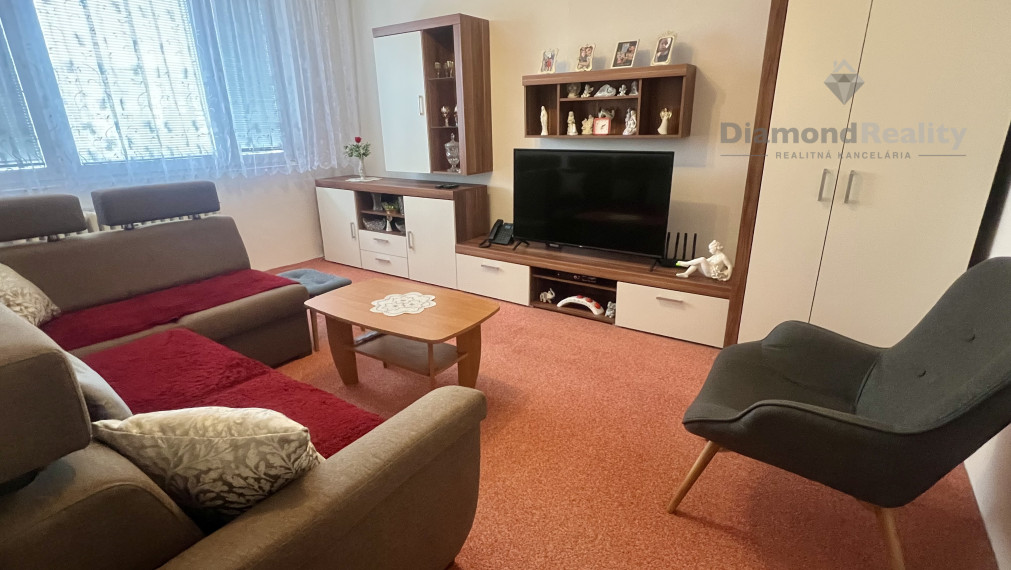 REZERVOVANÉ: NA PREDAJ 3 IZBOVÝ BYT S LOGGIOU | Krosnianska ulica | Košice - Dargovských hrdinov