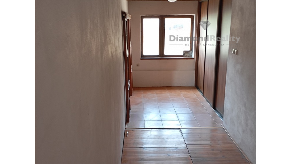 Na predaj rodinný dom pri Vrábľoch