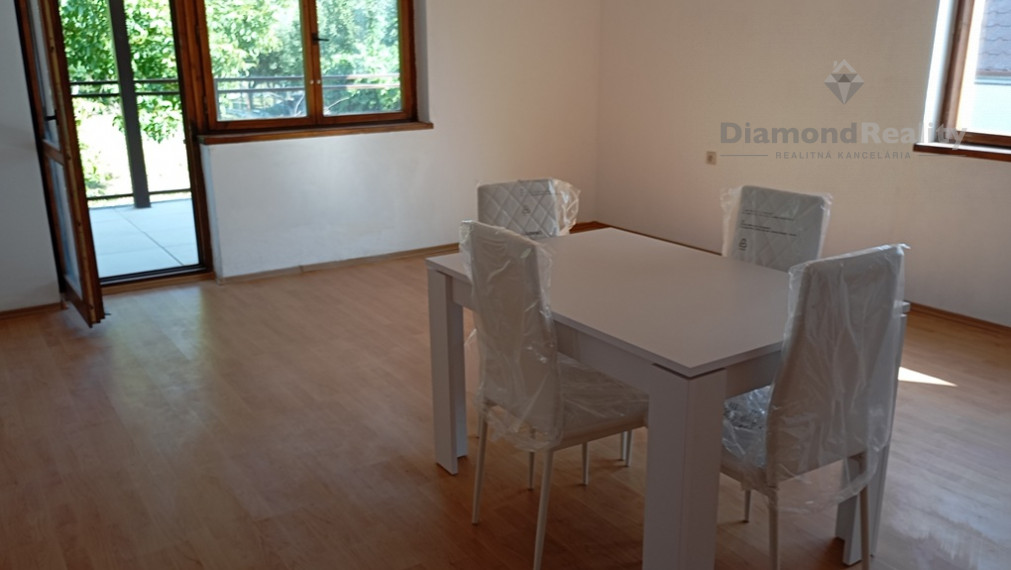 Na predaj rodinný dom pri Vrábľoch