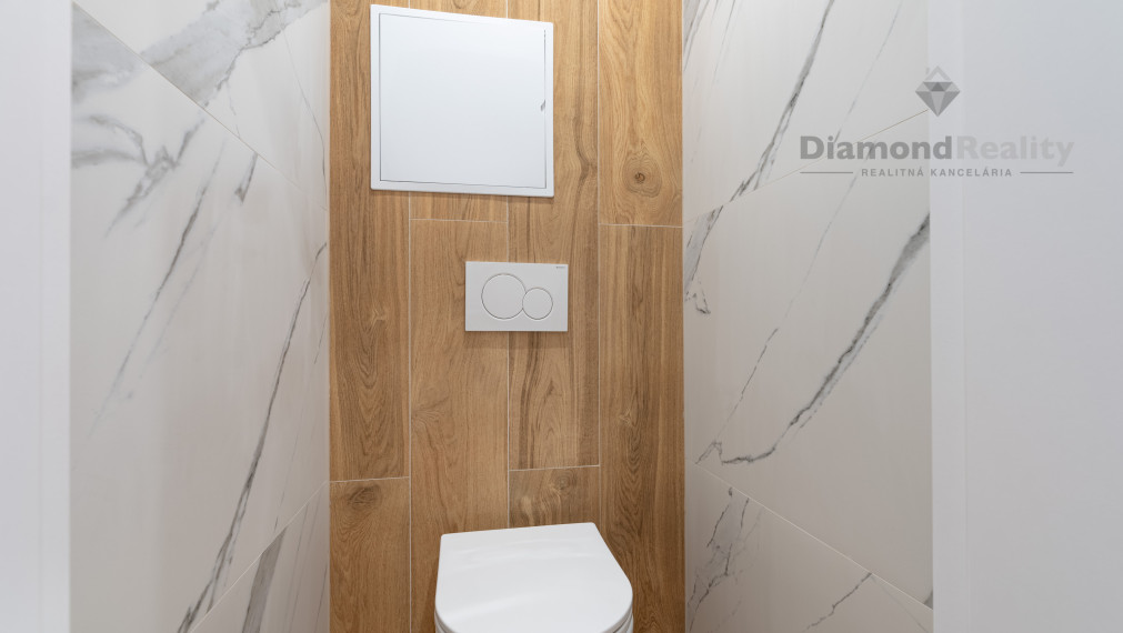 PREDANÝ - PREDAJ 2 IZBOVÝ BYT S KOMOROU A LODŽIOU NA ULICI RUŽÍNSKA, KOŠICE - ZÁPAD PO REKONŠTRUKCII