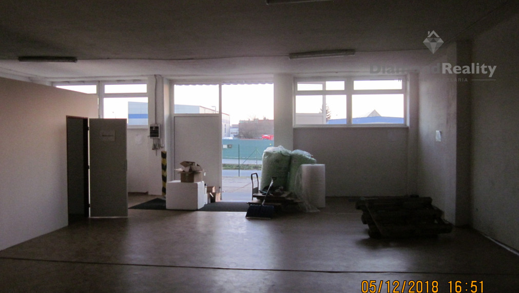 Na  prenájom sklad s kanceláriou