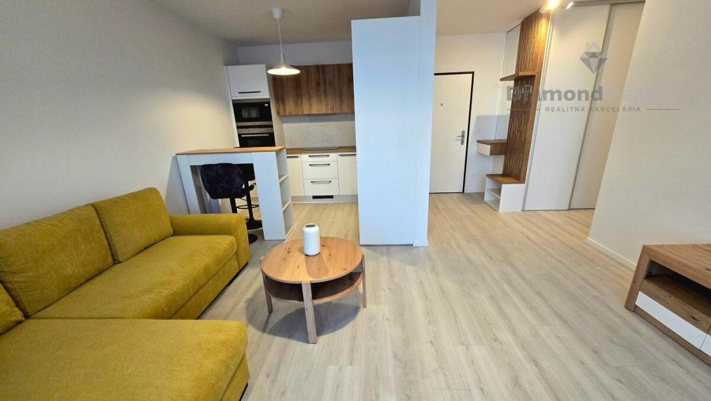 Na prenájom 2 izbový byt, balkón, novostavba, Prúdy, Trnava.