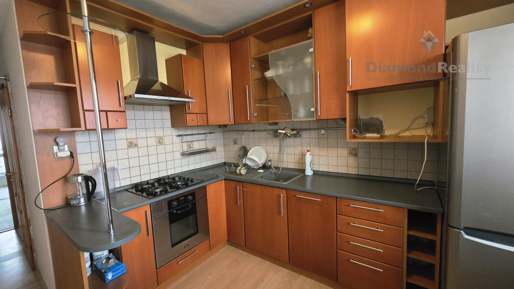 NA PREDAJ 3 - IZBOVÝ BYT S LOGGIOU, BRUSELSKÁ ULICA , ŤAHANOVCE