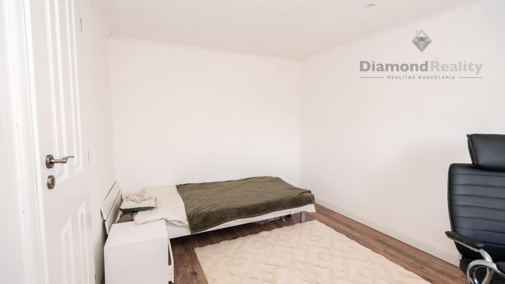 NA PRENÁJOM KRÁSNY RODINNÝ DOM S KOMPLETNÝM VYBAVENÍM | GYŇOV | KOŠICE - OKOLIE