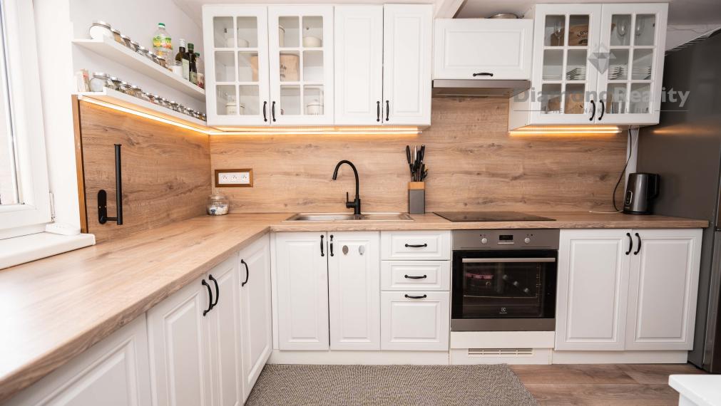 NA PRENÁJOM KRÁSNY RODINNÝ DOM S KOMPLETNÝM VYBAVENÍM | GYŇOV | KOŠICE - OKOLIE