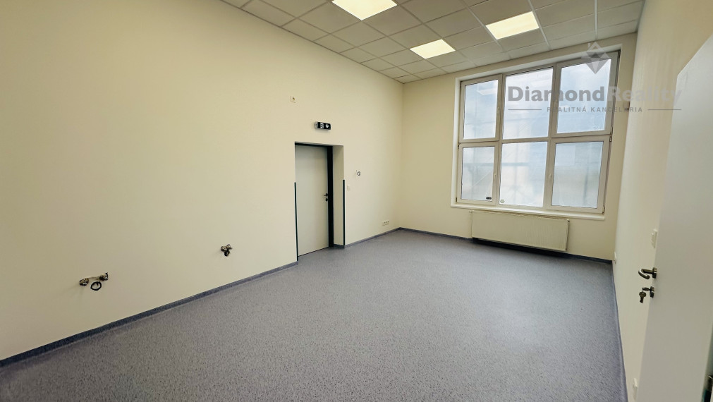 Na prenájom ordinácia v centre mesta pre lekárov