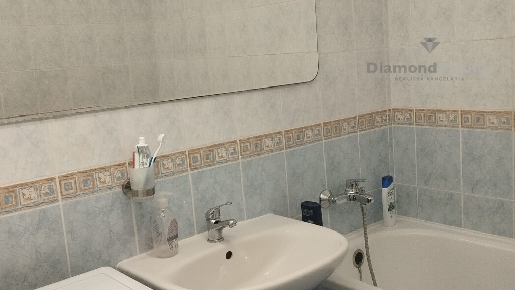 Na predaj 1 izbový byt s balkónom, obec Vlčkovce