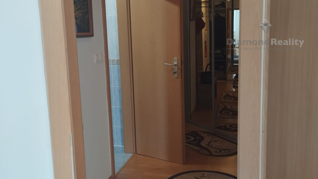 Na predaj 1 izbový byt s balkónom, obec Vlčkovce