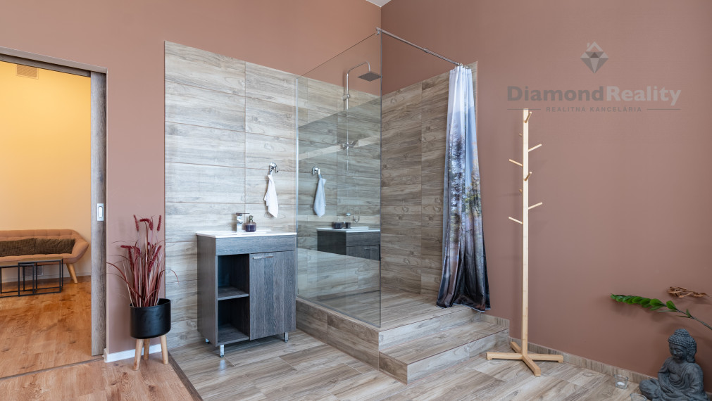 ODSTÚPENIE PREVÁDZKY - MASÉRSKY SALÓN V NOVOSTAVBE