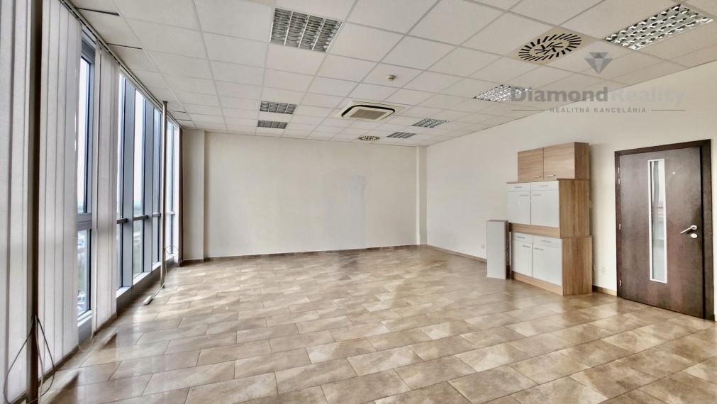 Špičkové obchodno - kancelárske priestory na mieru - OPROTI OPTIME