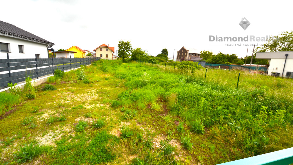 Stavebný pozemok Košice-Čaňa, 751 m²