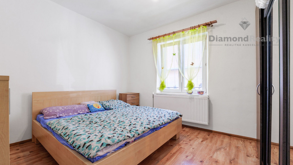 Ponúka na predaj RD Valaliky