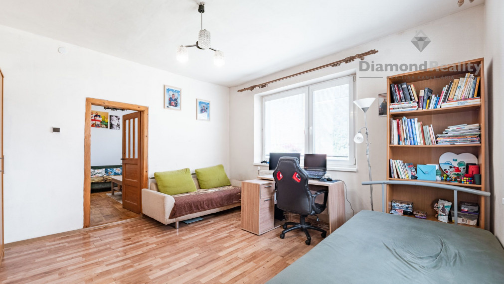 Ponúka na predaj RD Valaliky