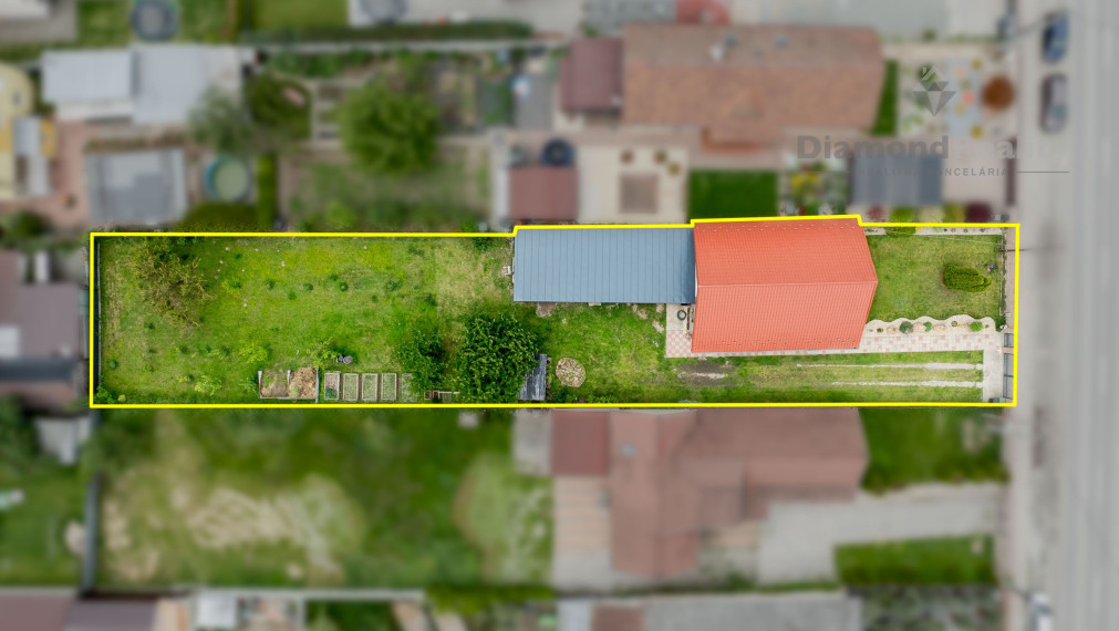 Ponúka na predaj RD Valaliky