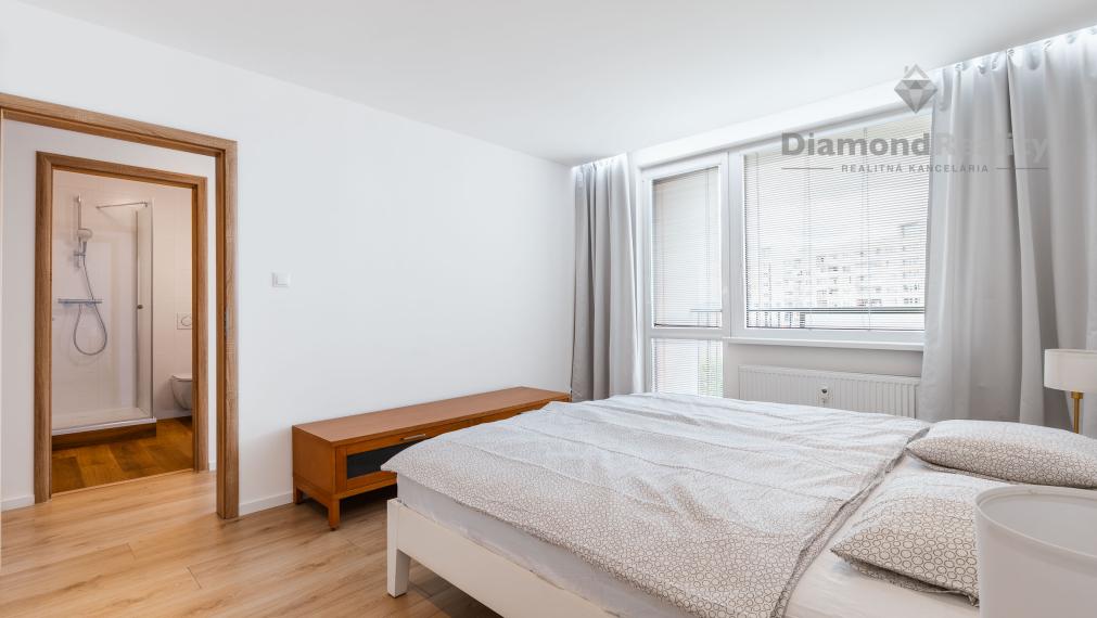 Budťe PRVÝ NÁJOMNÍK! 1 izbový byt v centre - PARTIZÁNSKA