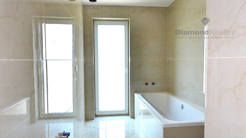 TOP Rodinný dom NOVOSTAVBA Košice-Čaňa, VIDEO