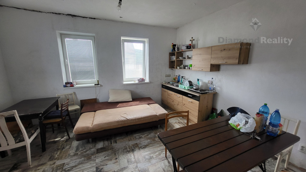 Na predaj rodinný dom vhodný aj ako rekreačná chata na Domaši