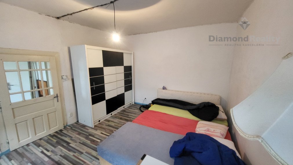 Na predaj rodinný dom vhodný aj ako rekreačná chata na Domaši