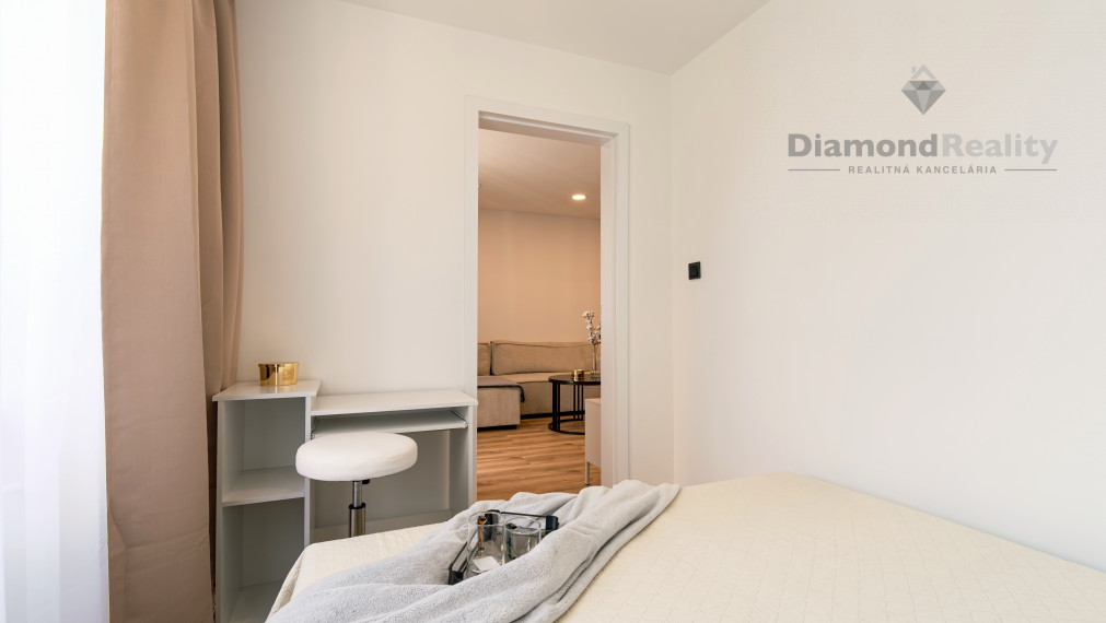 PRENAJATÝ - Na prenájom menší 2 izbový byt na ulici Palkovičová