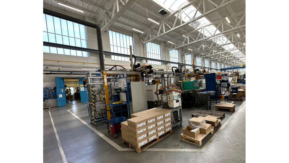 Na prenájom 5000 m2 hala Lužianky