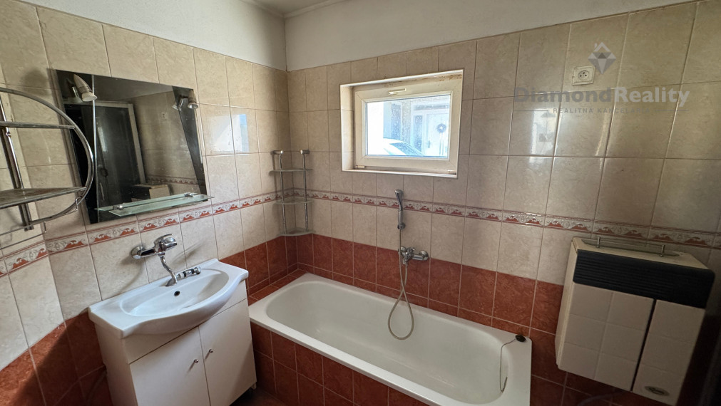 Na predaj ihneď obývateľný rodinný dom Rastislavice pri aquaparku