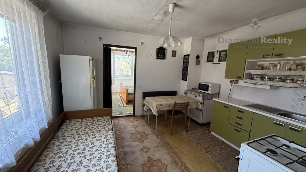 Rodinný dom, Kalša, 1916 m2,