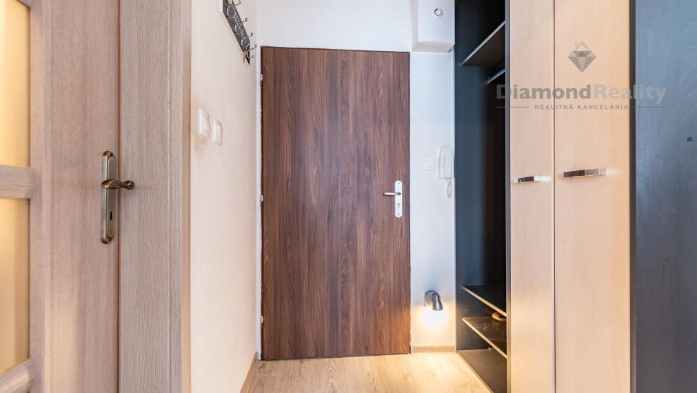 REZERVOVANÝ 1,5 IZBOVÝ BYT V MESTSKEJ ČASTI ŠACA